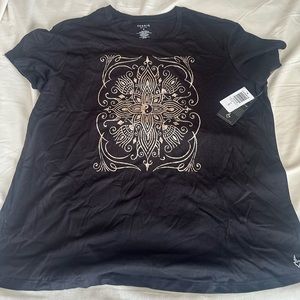 Black and gold t shirt